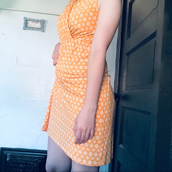 🧡 Orange Patterned Dress 🧡 - Picture 1 of 3